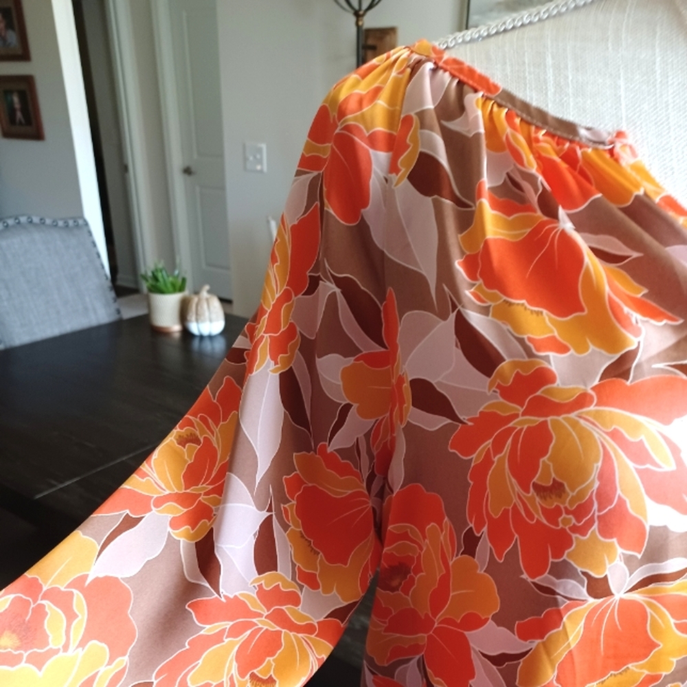 Emily Wonder Satin Floral Print Blouse with Split Neckline - Picture 7 of 10